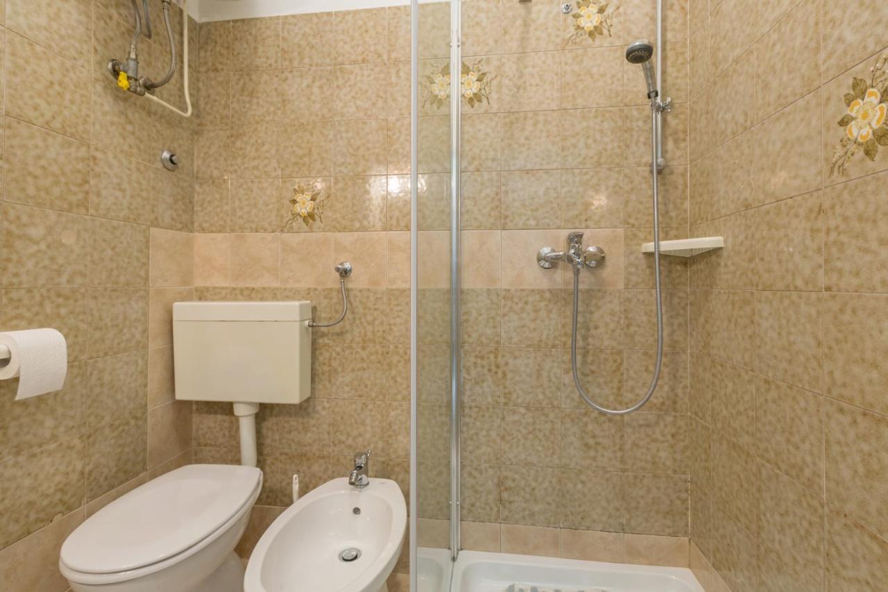 Apartments With A Parking Space Kukci, Porec - 7166 Nova Vas  ภายนอก รูปภาพ